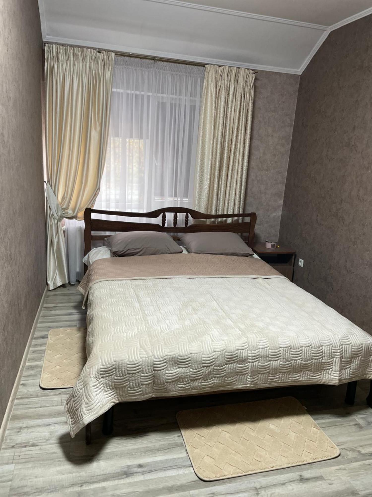 Best House Луцк Экстерьер фото